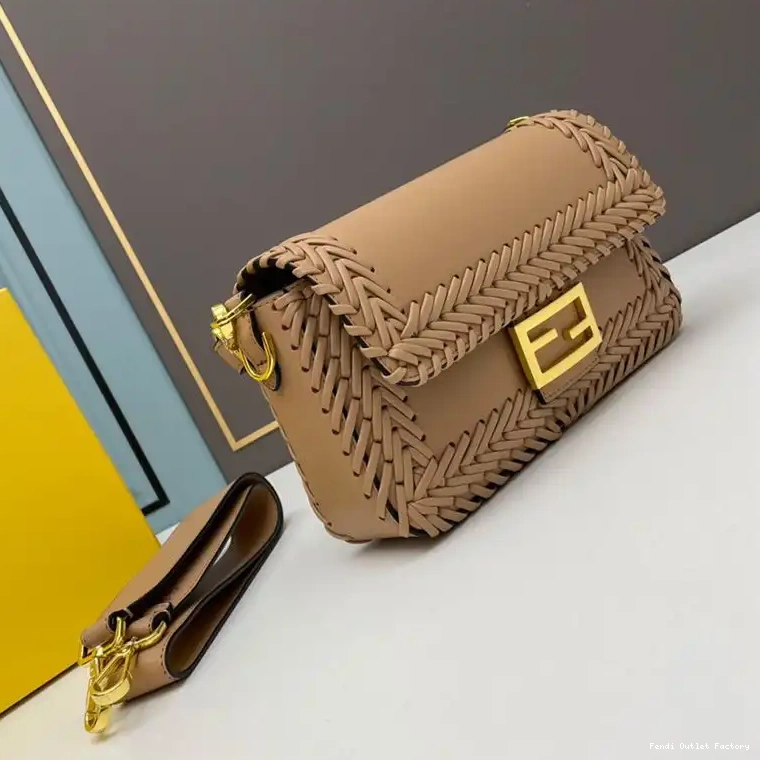 Cheap HOT Stitching Fendi Bag Medium Apricot Leather In Baguette 0625
